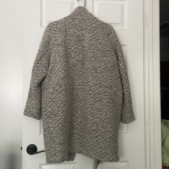 H&M Wool Blend Wool Coat size 10 - Picture 2 of 6